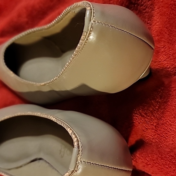 MADE IN THE USA LEATHER PUMPS naturalizer so soft pins comfort pump heel shoe - Picture 4 of 12